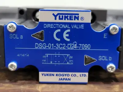 NEW YUKEN DSG-01-3C2-D24-7090