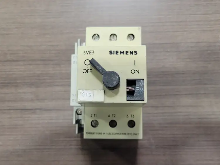 Used SIEMENS 3VE3000-2HA00 Switchgears British Columbia CA | Lenmark #242747