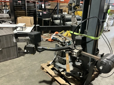 Used BOSCH TCE 4465 PREMIUM AUTOMATIC TELESCOPING TILT-BACK TIRE CHANGER Valve Grinders Michigan US | Miedema Asset Management Group #1437281