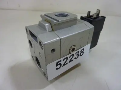 USED SMC AV3000