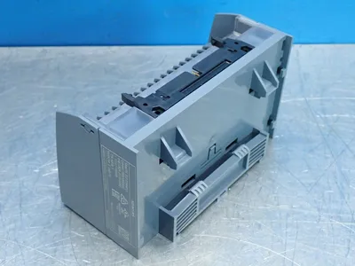 NEW SIEMENS 6ES79242CC200AA0