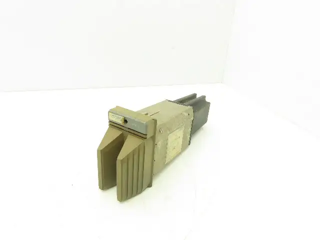 Foxboro P0400ZC Power Supply Module 24VDC Rev F+ I/A Series