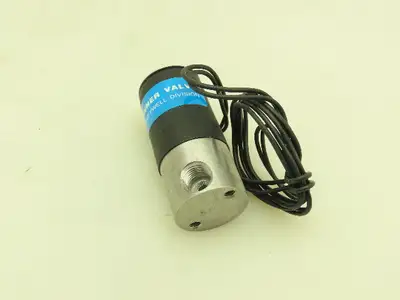 Honeywell Skinner B13ADK1200 Solenoid Valve 3-Way NC 120V 200 PSI 1/8" NPT
