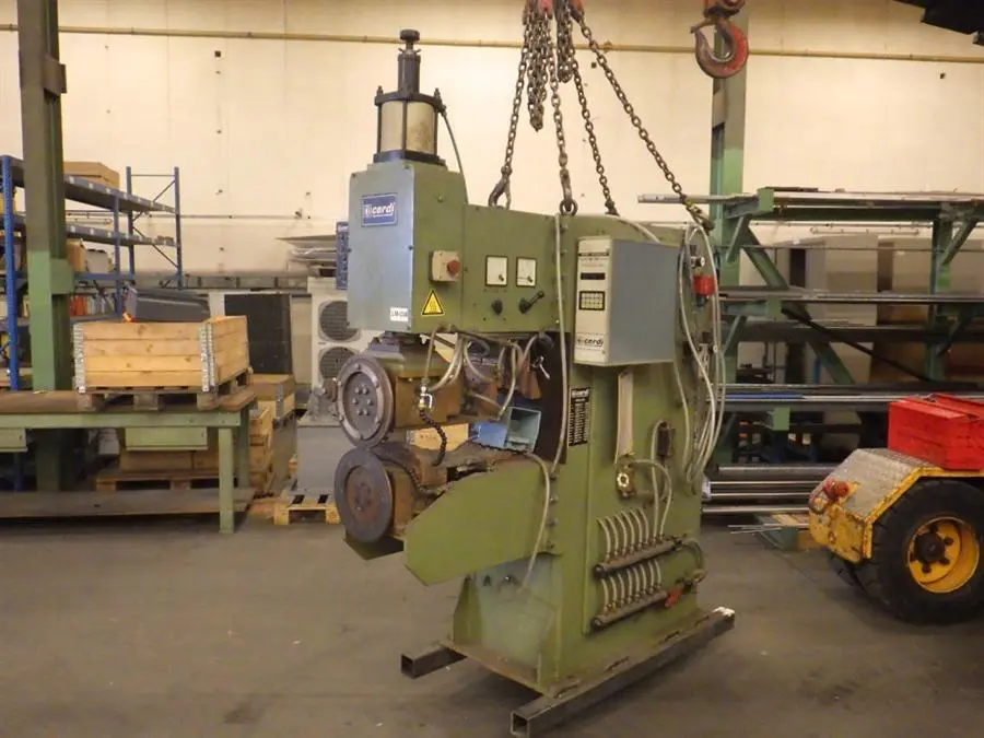 USED CERDI SEAM WELDING 158 KVA
