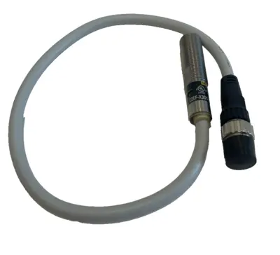 NEW OMRON E2EF-X3D1-M1TGJ 0.3M PROXIMITY SENSOR E2EFX3D1M1TGJ03M
