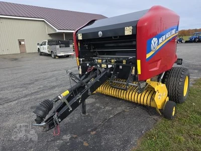 Used 2024 NEW HOLLAND RF440 UTILITY Square Balers Maine US | Beauregard Equipment #1511360