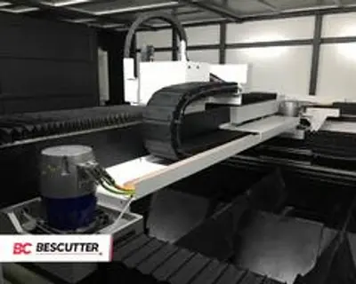 Bescutter MACH SPEED 5'x10' | 6000W -20000W | Fiber Laser Cutter Fully Enclosed with Hydraulic Shuttle Table