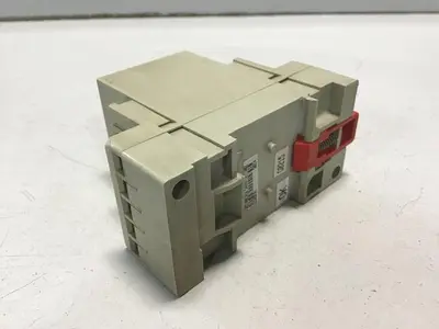 USED TELEMECANIQUE VW3A58701