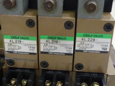USED CKD CORP 4L219