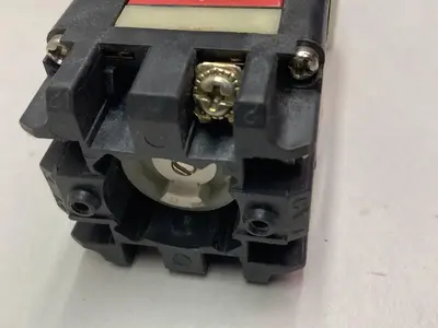 Used MICRO SWITCH 911CRF011BC Miscellaneous Equipment (Electrical & Power) Ohio US | Surplus Asset Holdings #1236379