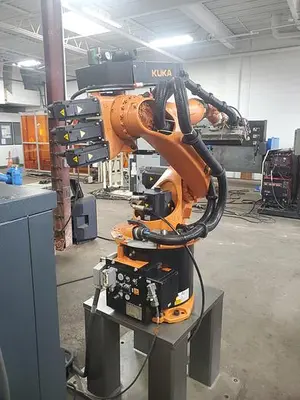 USED 2017 KUKA KR16 L6-2