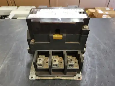 USED CUTLER-HAMMER C10FN3