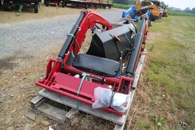 New | in-Stock 2023 CASE IH L104 Front Loaders Pennsylvania US | Zimmerman Farm Service #1410188