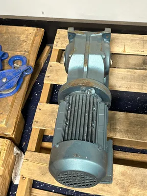 SEW-EURODRIVE DFT80K4 Gearmotors | ESS Industrial Equipment Sales (3)