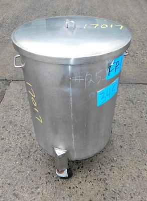 USED 25 GALLON SS TANK 25 GALLON