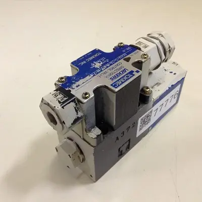 USED VICKERS DG4V32AMP7H7P1050