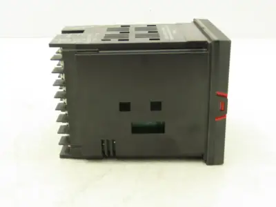 Honeywell DC2800CE0S0200100000 DC2800 Universal Digital Temperature Controller