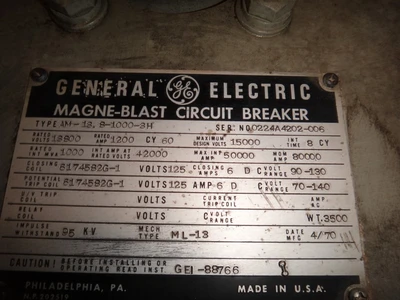 General Electric AM-13.8-10003H Magne Blast Circuit Breakers