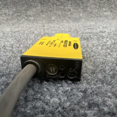 Used Banner SM2A312CV2 Photoelectric Sensors California US | Davliegogo LLC #1707077