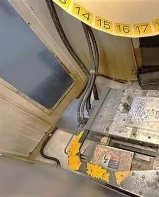 USED 2005 FANUC ROBODRILL ALPHA T-21IDL W/ PALLET CHANGER