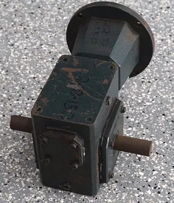 NEW GROVE GEAR M01206-1 FLEXALINE GEAR REDUCER 1750 RPM, M012061