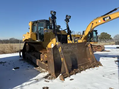 USED 2016 Caterpillar D6T XL