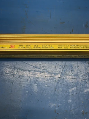 USED Omron F3SJ-A0635P20-D
