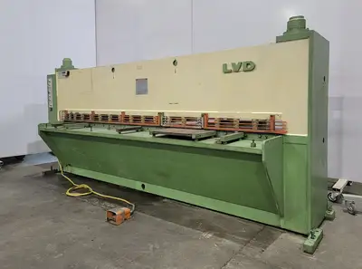 USED LVD JS 25/10