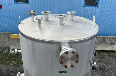 Used 1700 Gallon Tank, 304L Stainless Steel, API Standard 650