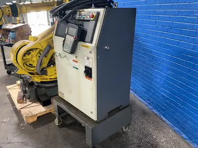 Used 2004 FANUC R2000IA 165F Robots Ohio US | HGR 24 #1566856