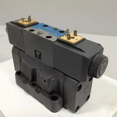 USED VICKERS DG4V-3-6C-M-U-HL7-60-B13
