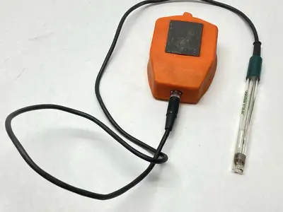 USED EXTECH WATERPROOF PALM PH METER WITH PROBE
