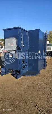 USED SANI-TECH ST-524T-10 SELF CONTAINED