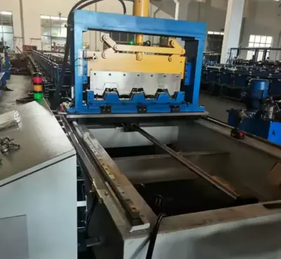 Dovetail Deck Roll Forming Machine – UAE