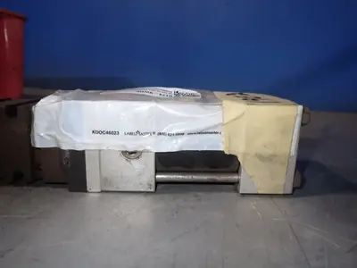 USED DESTACO 870B904711