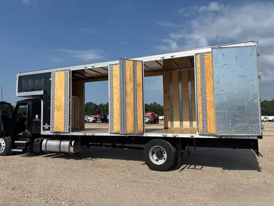 Used 2025 KENWORTH T380 Box trucks Florida US | Truck and Van Outlet #1509198
