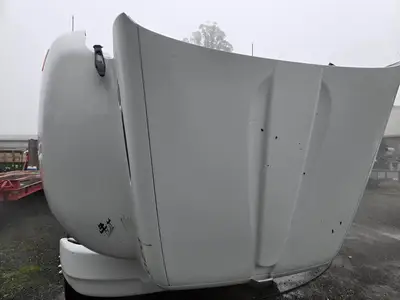 USED 2020 KENWORTH T270