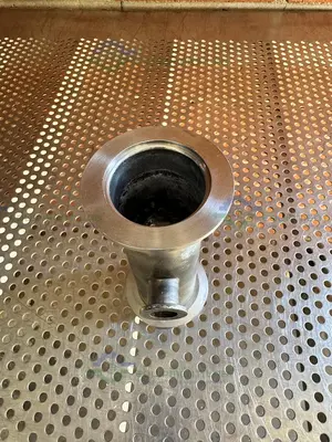 Used 3 WAY STAINLESS STEEL KF 50 TO KF 16/10 NIPPLE VACUUM FITTING Valves/Fittings California US | Equipment Lab #1317049