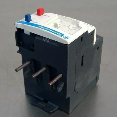 Telemecanique LRD 06 Overload Relay LRD06 3D-5