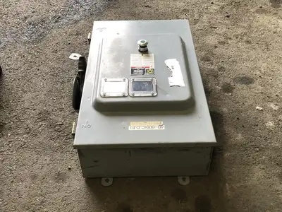 USED SQUARE D CHU364AWK