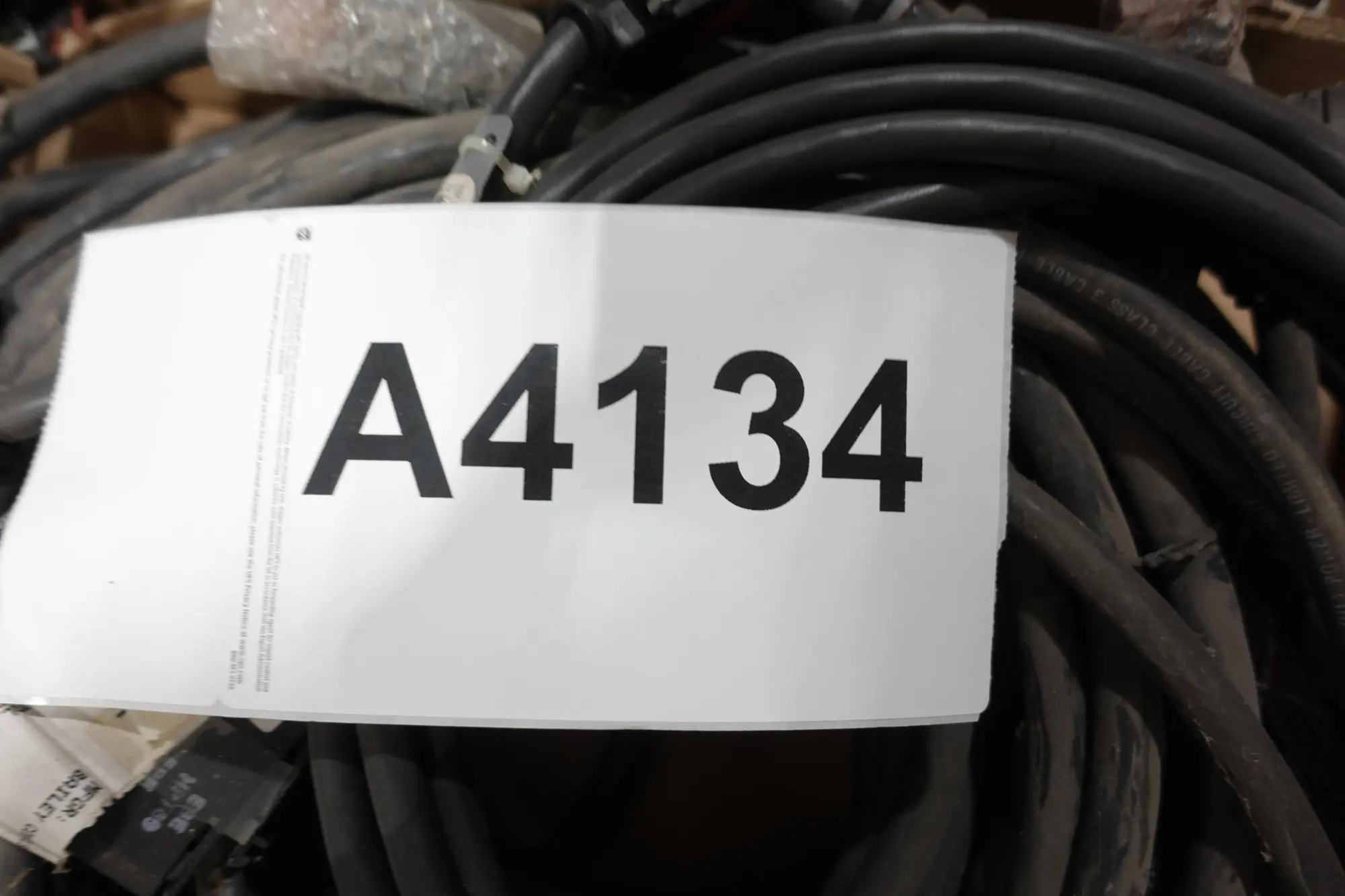 2 PALLETS OF ASSORTED CORDSET CABLES