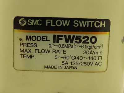 SMC IFW520 Pneumatic Air Flow Switch 15-87psi 5.28 gpm 40-140F 5A 125/250VAC