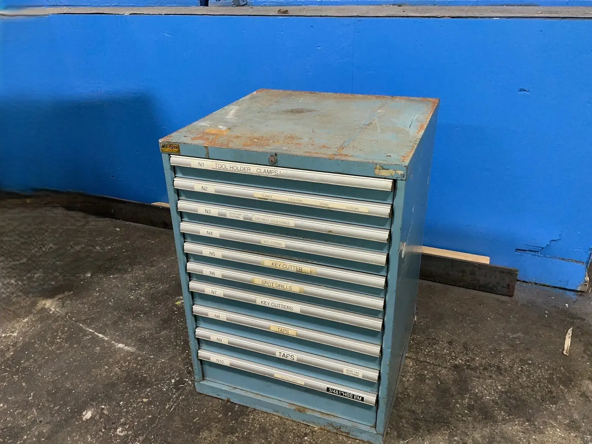 Used LISTA _UNKNOWN_ Cabinets Ohio US | HGR 24 #1266287
