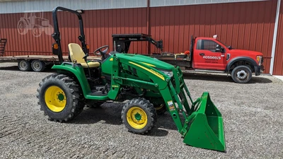 USED 2015 JOHN DEERE 3033R