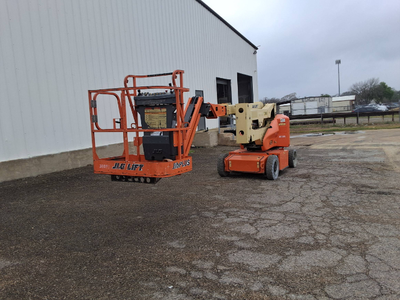 USED 2016 JLG E400AJPN