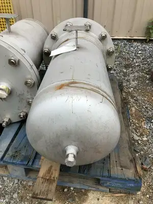 Farmer’s Alloy Fabrication Stainless Steel Lube Oil Rundown Tank 69PSI
