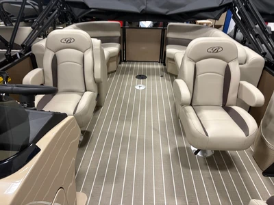 New | in-Stock 2026 BENTLEY PONTOONS 223 NAVIGATOR Boats (Misc) Virginia US | Affordable Outdoors #1638033