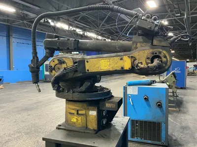 Used 2006 FANUC ARC MATE 120IB/10L Robots Ohio US | HGR 24 #1345762