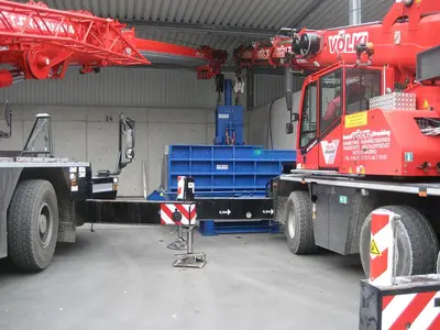 USED 2013 ATM SCRAP BALER 40X40