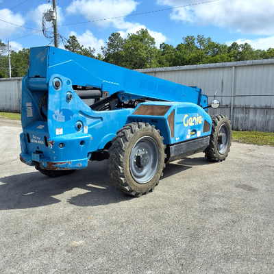 USED 2016 Genie GTH-844